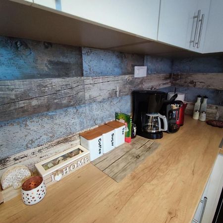 Wood & White Apartment In Historic Center With 2 Bedrooms Ioannina Ngoại thất bức ảnh